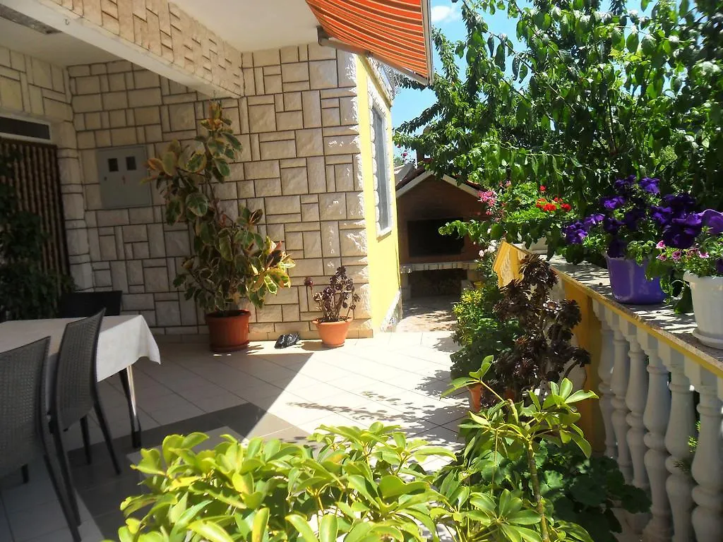 Apartments Marina Sukošan 0*,  Kroatien