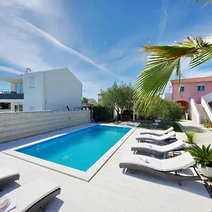 Apartment Emili, Sukošan